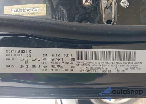 2017 Jeep Compass Latitude Fwd z USA, uszkodzony, nr VIN 1C4NJCEBXHD198878